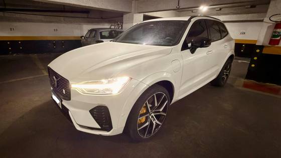 VOLVO XC60 2.0 T8 RECHARGE POLESTAR ENGINEERED AWD GEARTRONIC VOLVO XC60 2.0 T8 RECHARGE POLESTAR ENGINEERED AWD GEARTRONIC